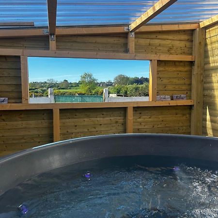 The Alpaca Farmhouse With Hot Tub And Alpaca Experience Included Dromara Екстериор снимка